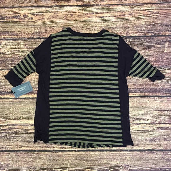 NWT XS Simply Vera Wang Striped Top - Picture 5 of 5